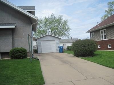 1703 9th St, Peru, IL 61354 photo 4