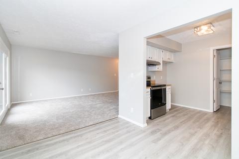 104 N Orr Dr #4, Normal, IL 61761 photo 4