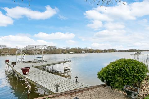 606 Bally Rd, Mchenry, IL 60050 photo 3