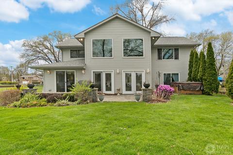 606 Bally Rd, Mchenry, IL 60050 photo 2
