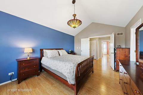1335 Silver Cir, Bartlett, IL 60103 photo 10