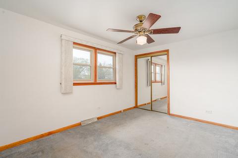 7719 Massasoit Ave, Burbank, IL 60459 photo 4