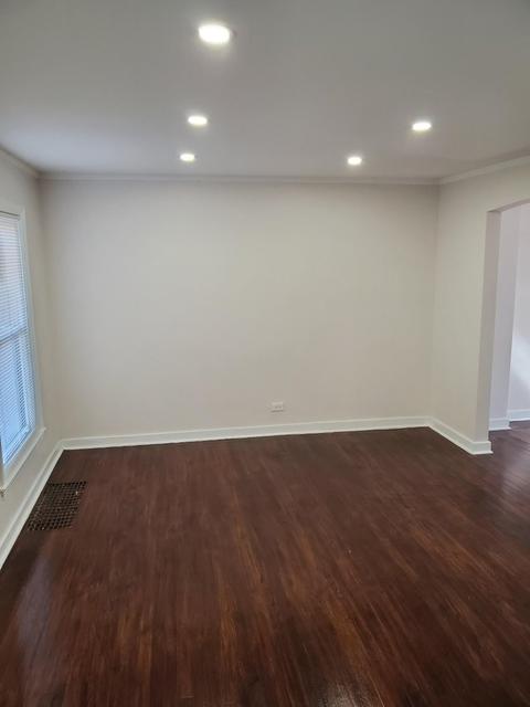 2115 E 96th Pl, Chicago, IL 60617 photo 3
