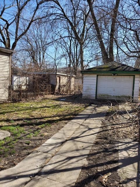 2115 E 96th Pl, Chicago, IL 60617 photo 13