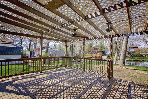 512 Castle Rd, Mchenry, IL 60050 photo 24