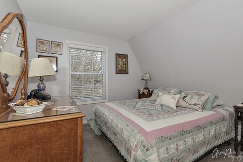 512 Castle Rd, Mchenry, IL 60050 photo 18