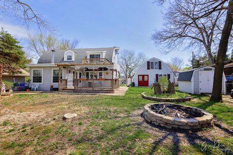 512 Castle Rd, Mchenry, IL 60050 photo 3