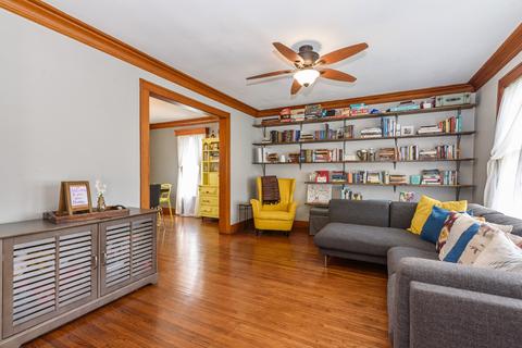 270 Cooper Ave, Elgin, IL 60120 photo 6
