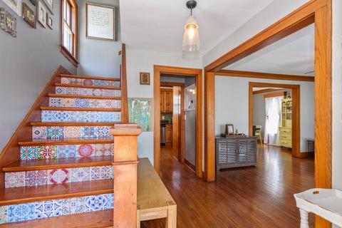 270 Cooper Ave, Elgin, IL 60120 photo 2