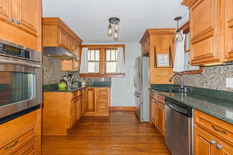270 Cooper Ave, Elgin, IL 60120 photo 7