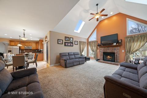 425 E Fay Ave, Addison, IL 60101 photo 6
