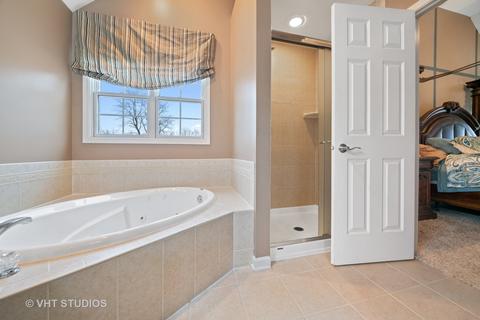 425 E Fay Ave, Addison, IL 60101 photo 12
