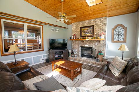 605 Carriage Hills Rd, Normal, IL 61761 photo 10