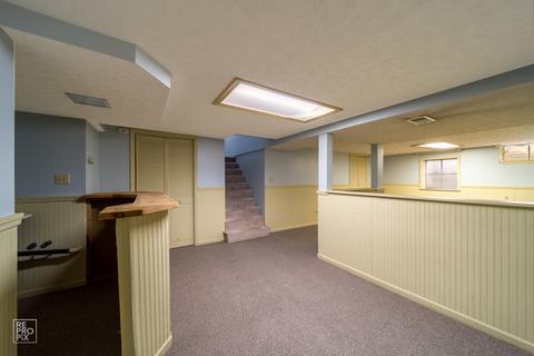 1224 Reading Ct, Wheaton, IL 60189 photo 11