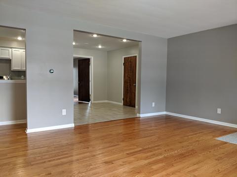 644 Juniper Ln, Bradley, IL 60915 photo 8