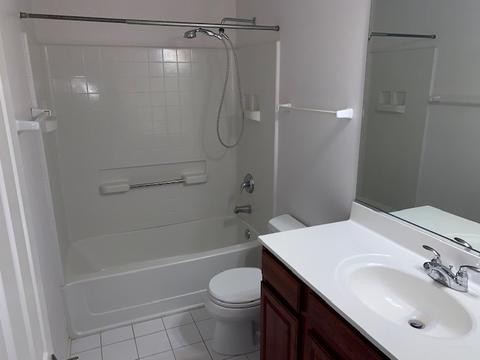 262 Broadmoor Ln, Bartlett, IL 60103 photo 19