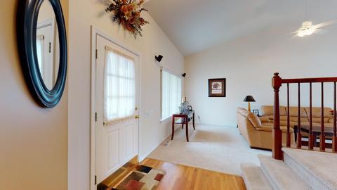 430 Summersweet Ln, Bartlett, IL 60103 photo 6