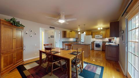 430 Summersweet Ln, Bartlett, IL 60103 photo 15