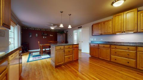430 Summersweet Ln, Bartlett, IL 60103 photo 14