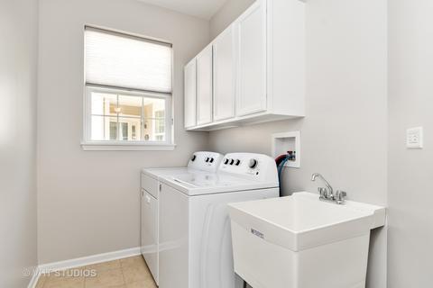 1173 Heathrow Ln, Aurora, IL 60502 photo 13