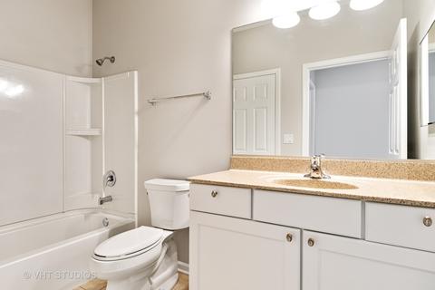 1173 Heathrow Ln, Aurora, IL 60502 photo 12