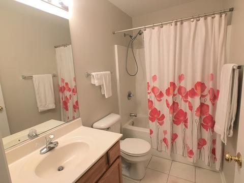 705 Wimbleton Trl, Mchenry, IL 60050 photo 12