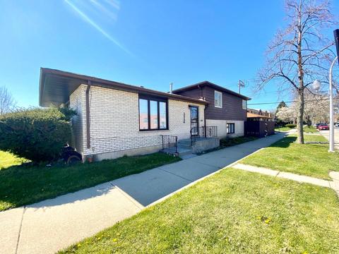 2524 E 83rd St, Chicago, IL 60617 photo 1