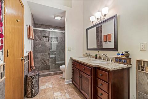 1610 Hadley Ct #O, Wheeling, IL 60090 photo 14