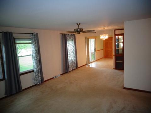 4 Crestview Ct, Le Roy, IL 61752 photo 6