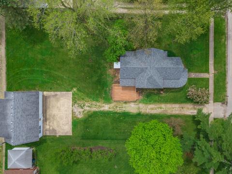 515 S Division St, Chenoa, IL 61726 photo 41