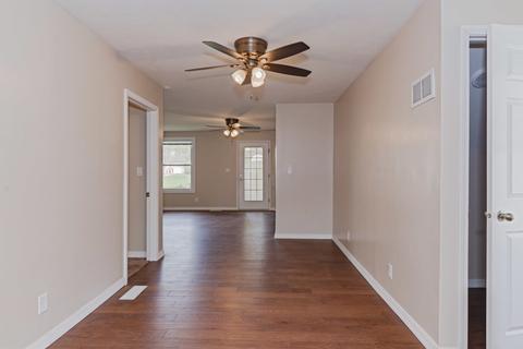 515 S Division St, Chenoa, IL 61726 photo 6