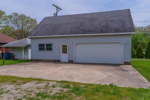 515 S Division St, Chenoa, IL 61726 photo 29