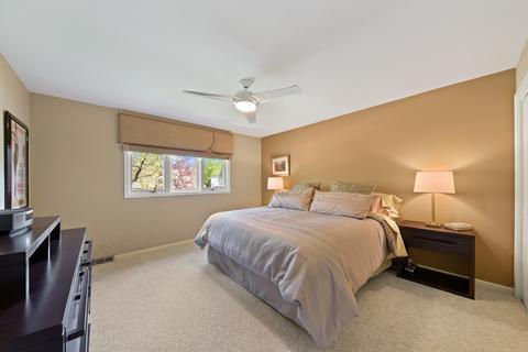 790 E Gartner Rd, Naperville, IL 60540 photo 23