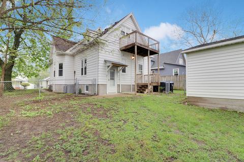 813 E Taylor St, Bloomington, IL 61701 photo 31