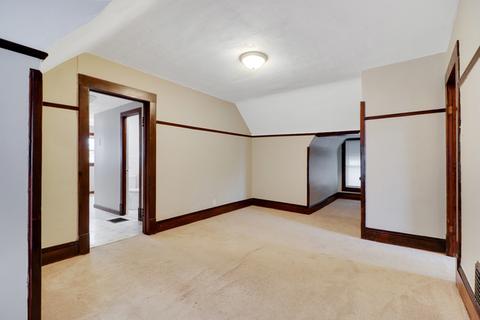 813 E Taylor St, Bloomington, IL 61701 photo 20