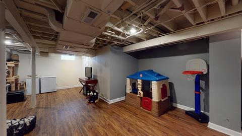 1007 N Main St, Wheaton, IL 60187 photo 32