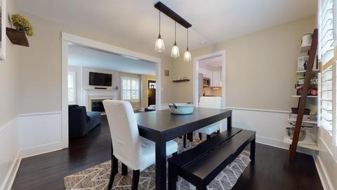1007 N Main St, Wheaton, IL 60187 photo 10