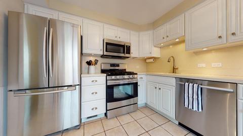 1007 N Main St, Wheaton, IL 60187 photo 14