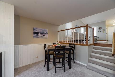 1055 Devonshire Ave, Naperville, IL 60540 photo 16