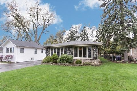 118 N Berteau Ave, Bartlett, IL 60103 photo 2