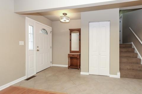 118 N Berteau Ave, Bartlett, IL 60103 photo 3
