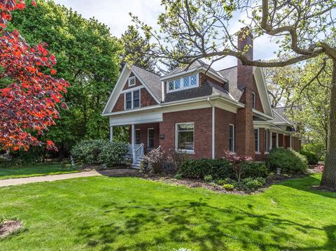 804 E Chicago Ave, Naperville, IL 60540 photo 1
