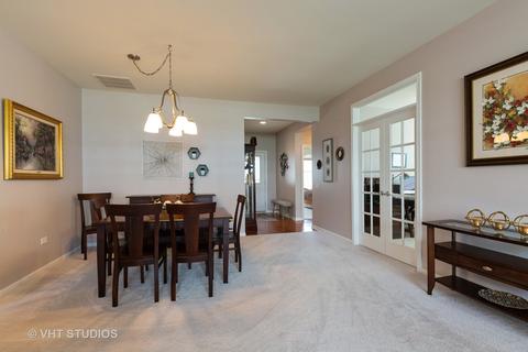 856 Butterfly Field Dr, Elgin, IL 60124 photo 7