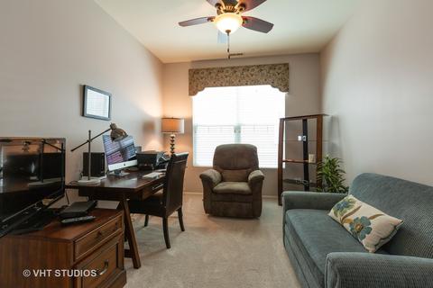 856 Butterfly Field Dr, Elgin, IL 60124 photo 8