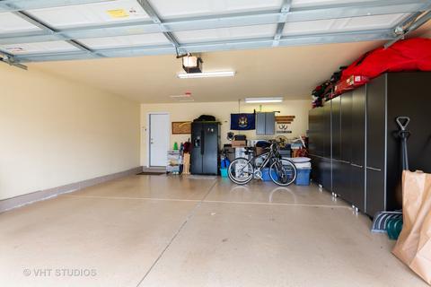 856 Butterfly Field Dr, Elgin, IL 60124 photo 24