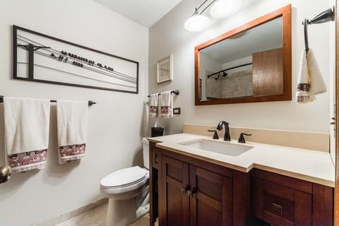 808 Redwood Ln, Bartlett, IL 60103 photo 32