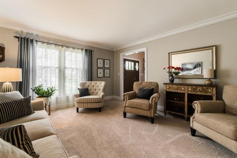 808 Redwood Ln, Bartlett, IL 60103 photo 8