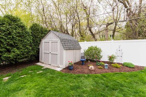 808 Redwood Ln, Bartlett, IL 60103 photo 41