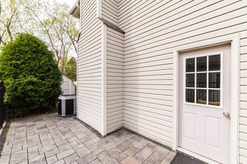 808 Redwood Ln, Bartlett, IL 60103 photo 42