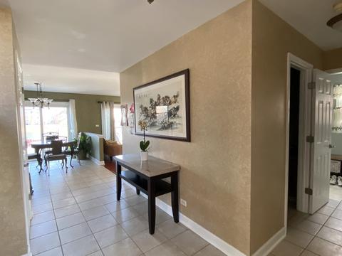 1321 Saddlebrook Rd, Bartlett, IL 60103 photo 4